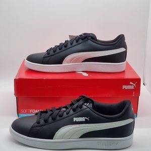 Puma Smash V2 Black Sneaker Shoes Sz 10.5 Mens (Like New)